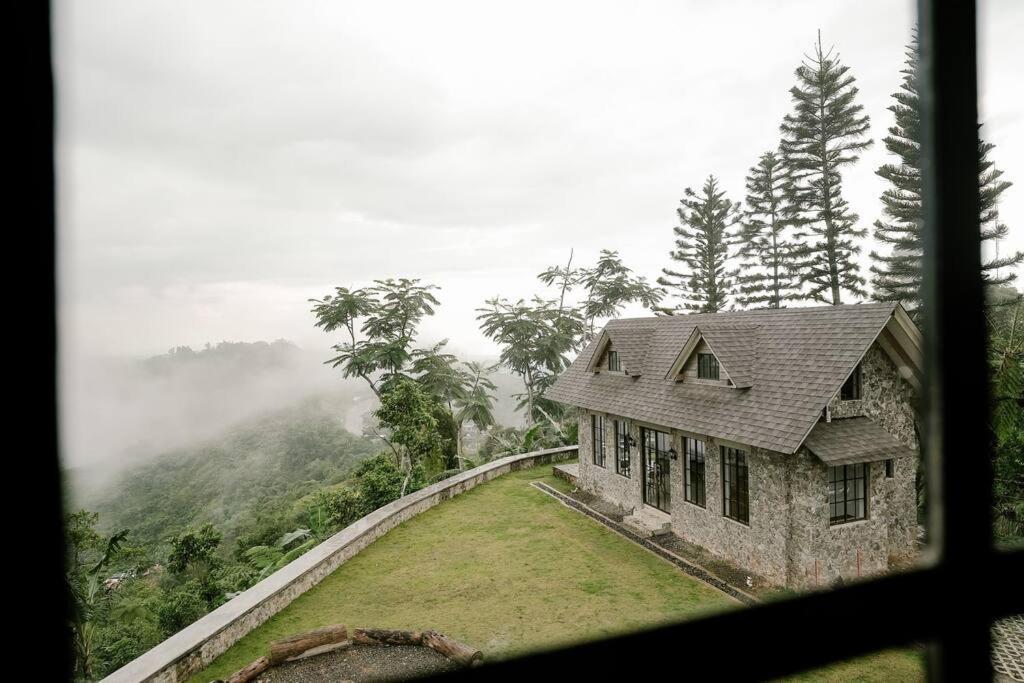 The Old Country Stone House Villa Cebu Eksteriør billede